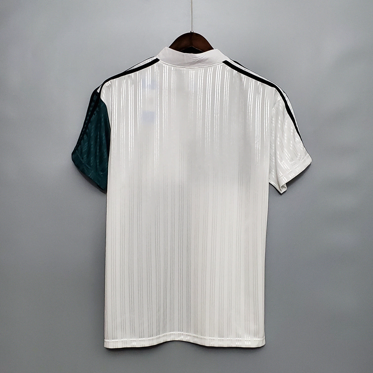 Liverpool 95/96 Away Jersey